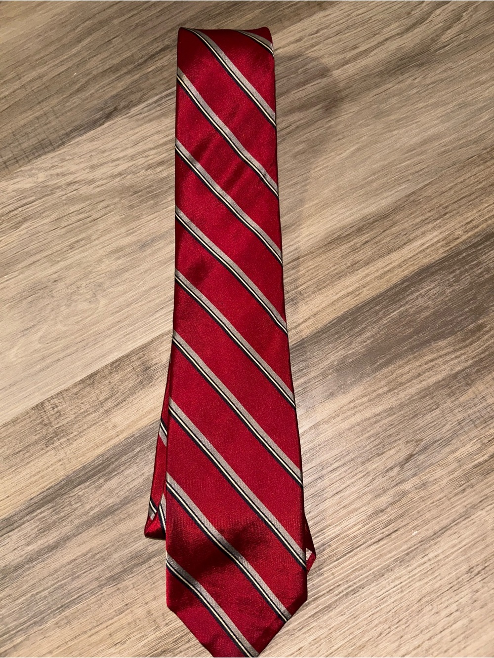 Dior Vintage Red Silk Tie- PRELOVED CONDITION